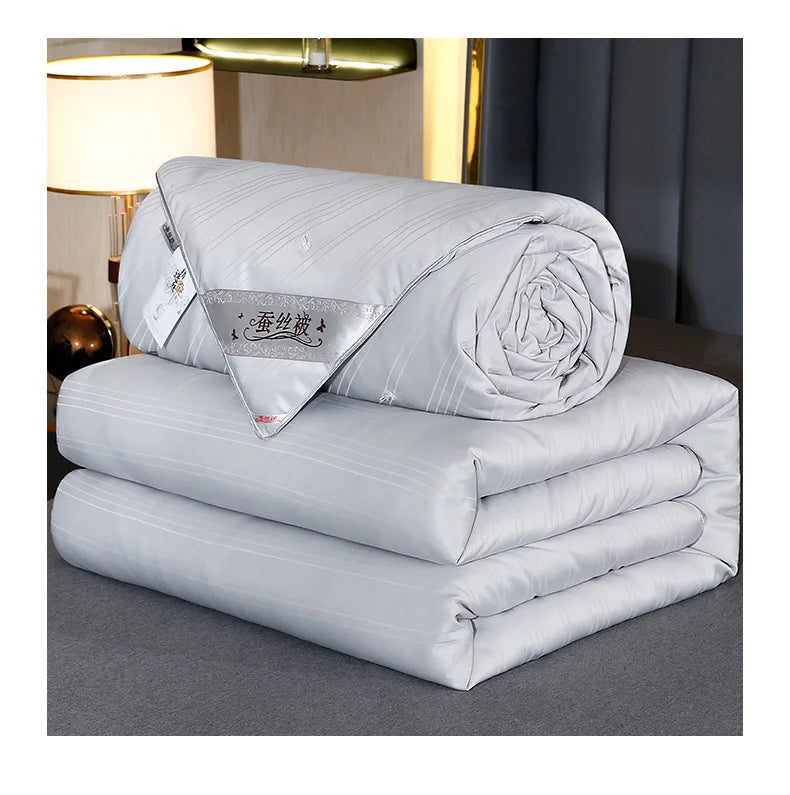 All cotton handmade 100% silk quilt, spring and autumn quilts, air conditioning quilts, summer quilts, core quilts